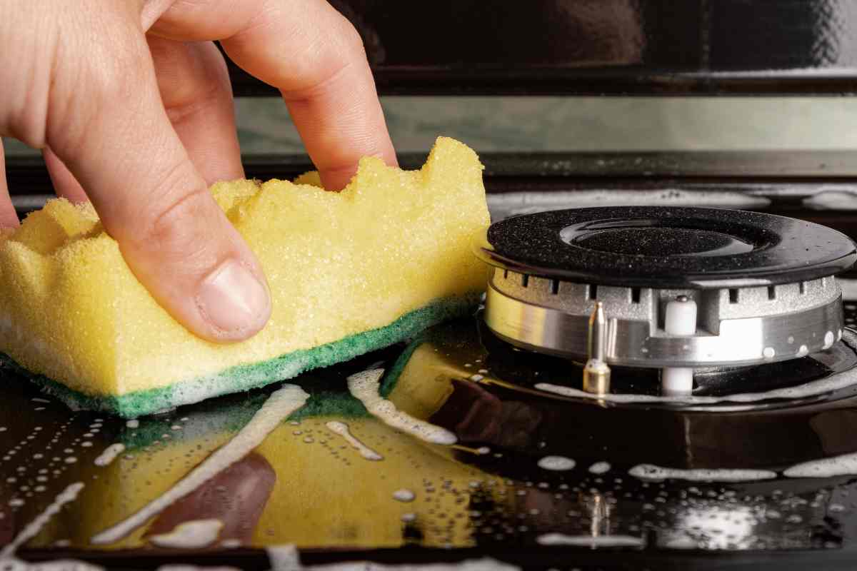 come pulire piano cottura